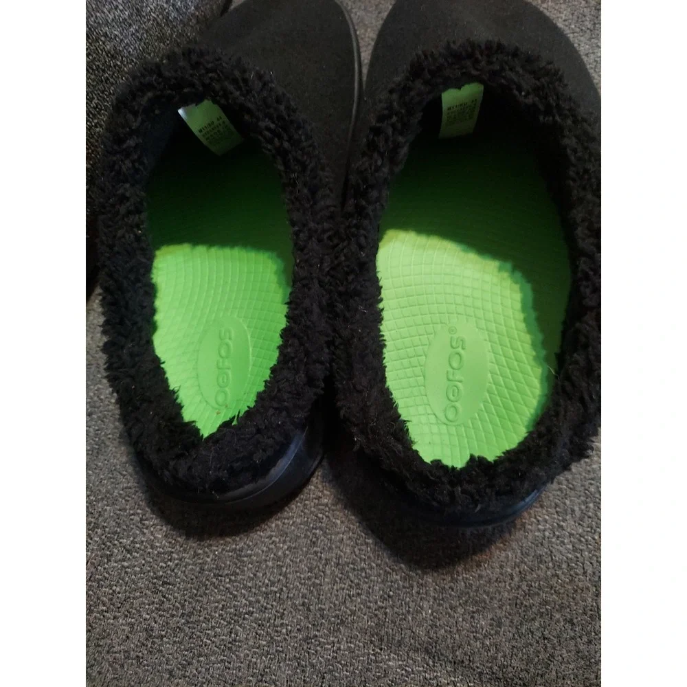 OOFOS OOcoozie Mule Men's 11 EU 44 Slip On Recovery Shoes Black Sherpa